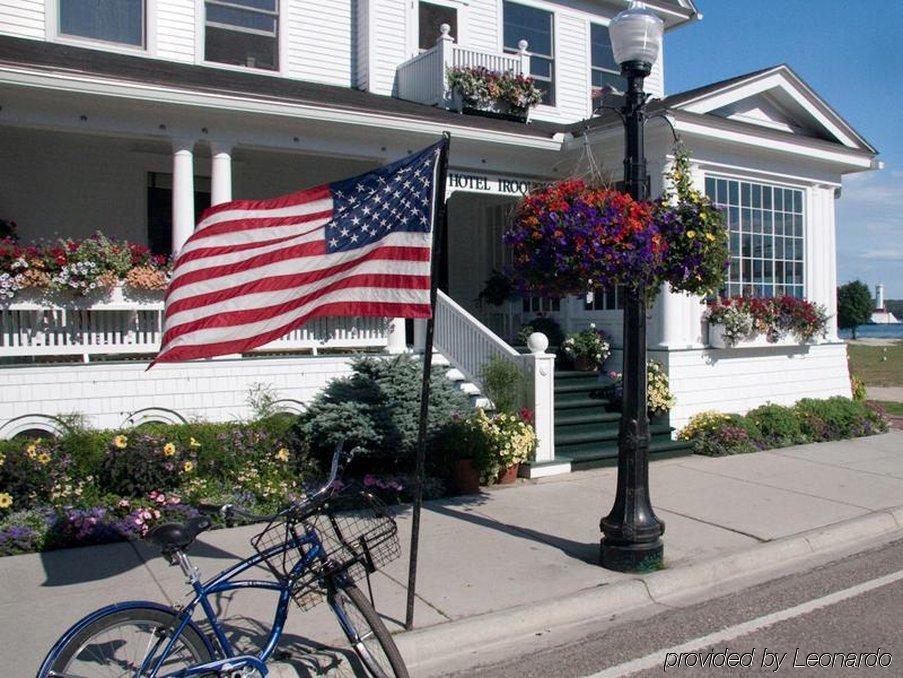 Hotel Iroquois Mackinac Island Exteriör bild